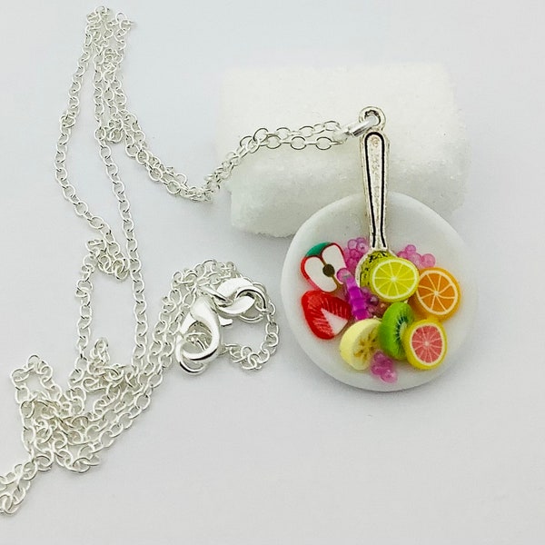 Collier fruit fimo, collier fantaisie fruit , idée cadeau anniversaire