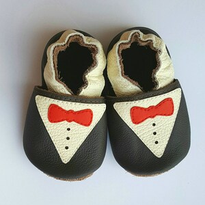 leather soft sole baby shoes