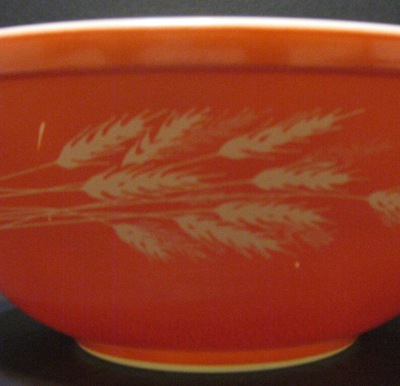 Pyrex Autumn Harvest Wheat Orange 2.5 L Nesting Mixing Bowl 403