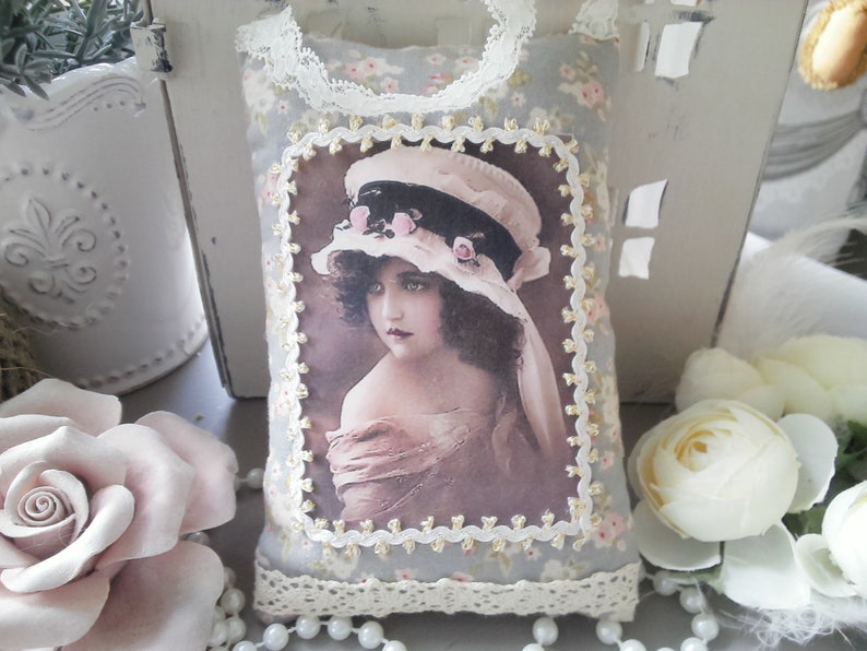 Coussinet douceur de l'enfance shabby chic image 1