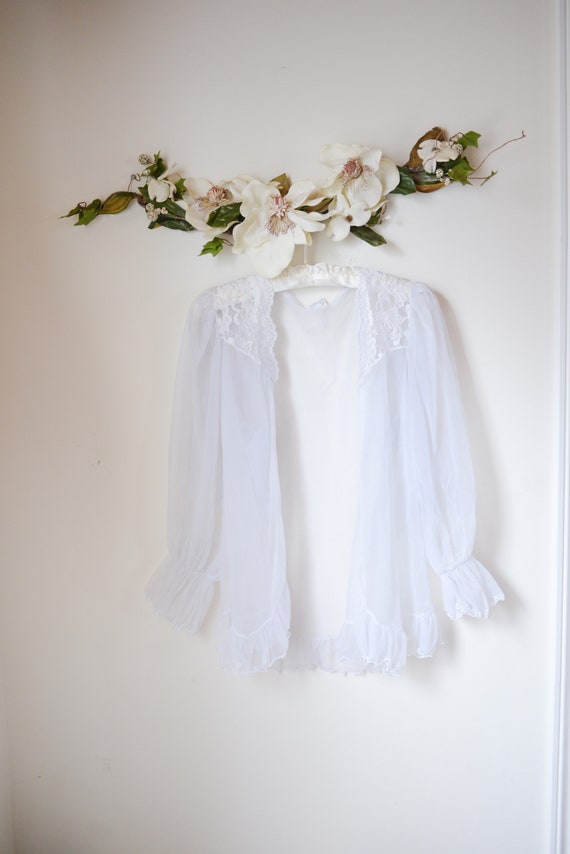White bridal cover up | bohemian bridal robe