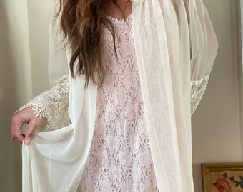 vintage cream sheer & lace robe