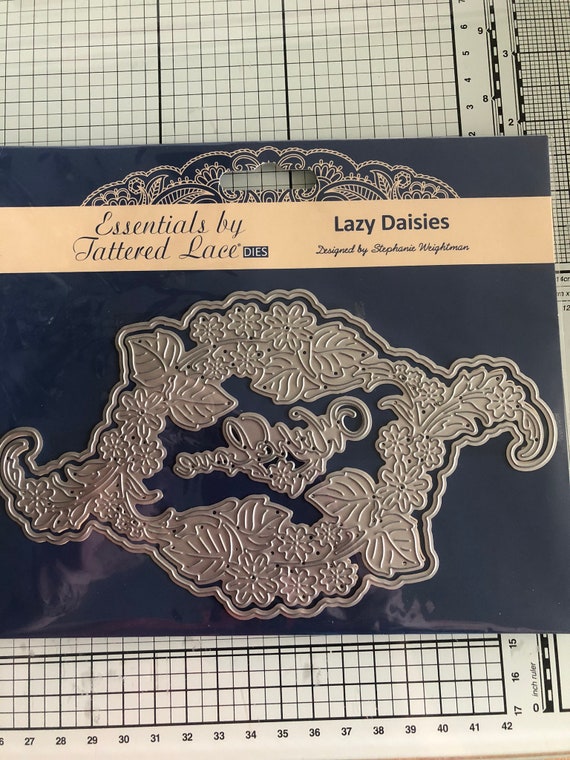 TTLD480 ~ RETIRED PRODUCT! Tattered Lace Dies ~ Angelique Border