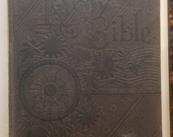 Large Antique The Holy Bible Self Pronouncing Edition Early 1900s - Roughly Quarto Size Book with Bible History Cloth Cover FREE Shipping