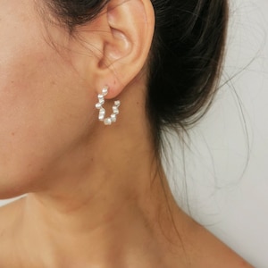 CORONA// Wavy Studs Hoops image 1