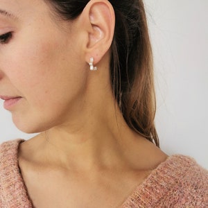 CORONA// Wavy Studs Hoops image 7