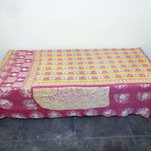 Kantha Quilt Indian Cotton Bedspread Blanket Bedding ,bed cover,sofa throw ,gardern decor image 2