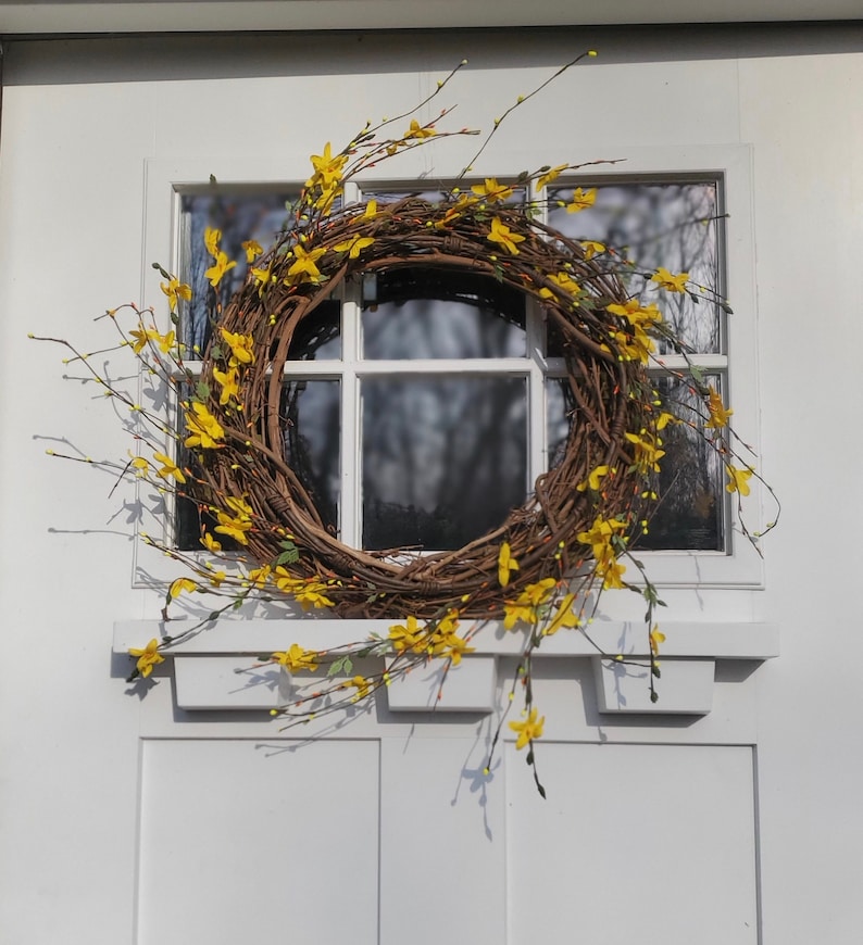Forsythia Wreath, Best Etsy Spring Wreaths image 1