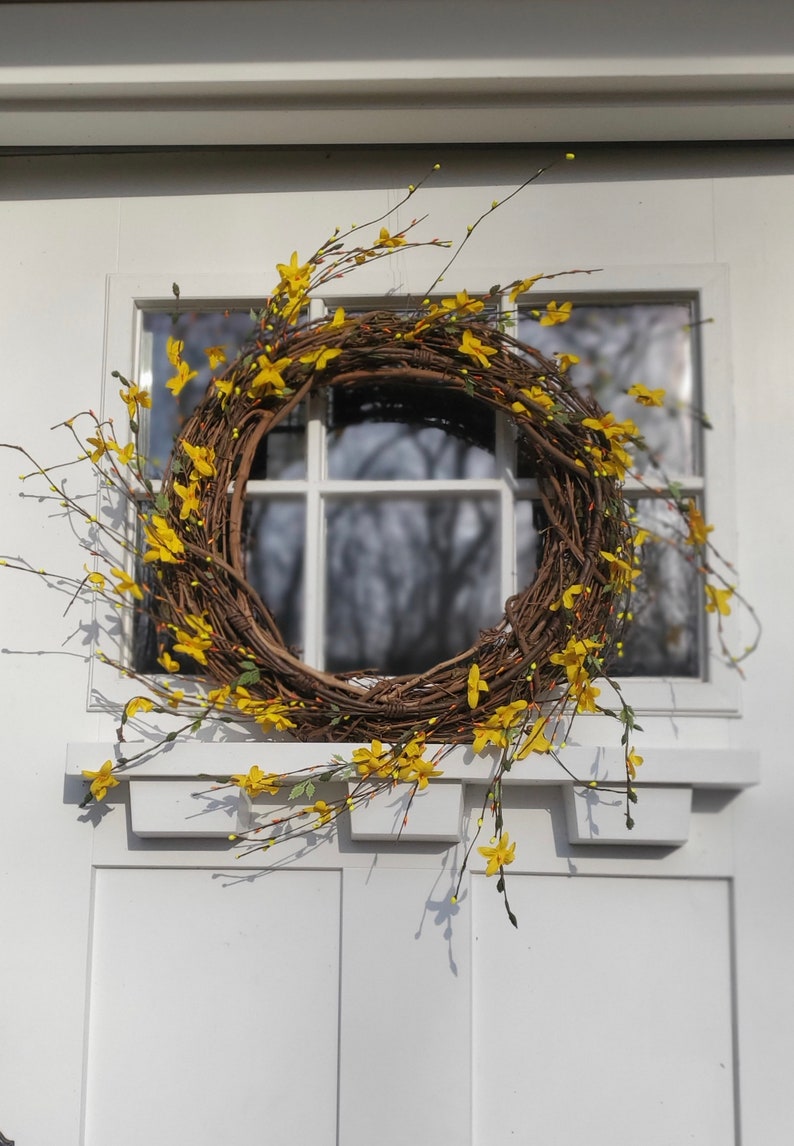 Forsythia Wreath, Best Etsy Spring Wreaths image 8