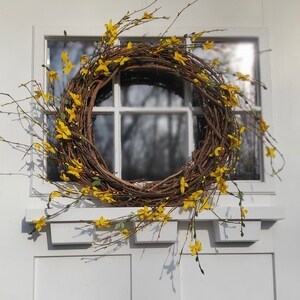 Forsythia Wreath, Best Etsy Spring Wreaths image 5