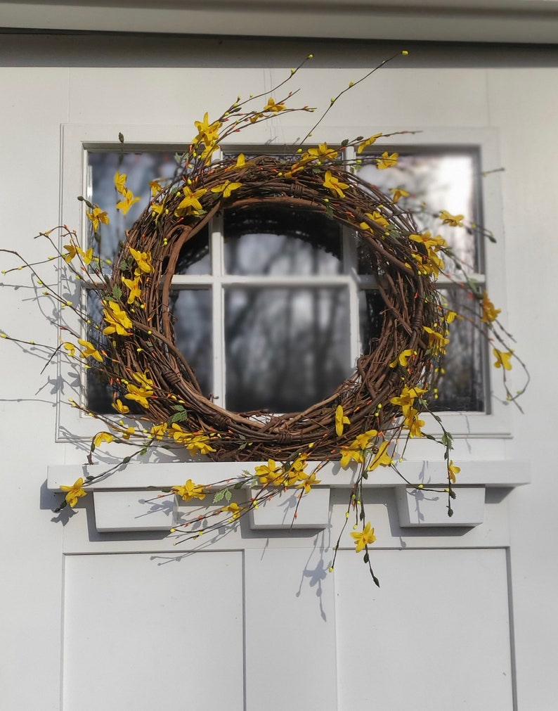 Forsythia Wreath, Best Etsy Spring Wreaths image 5