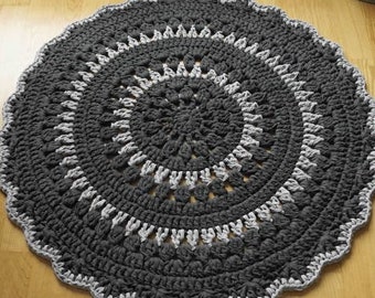 Graphite gray crochet round rug with light gray stripes