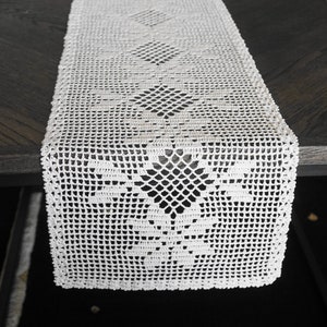 Ecru crochet table runner image 5