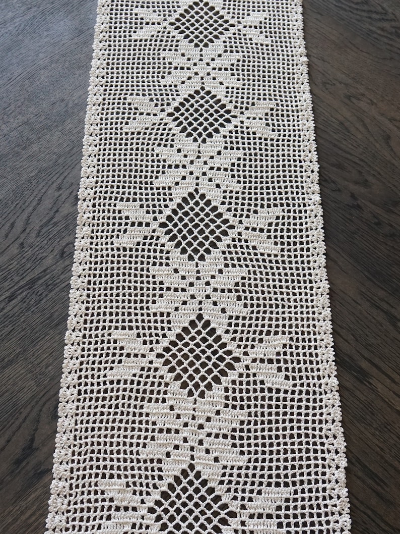 Ecru crochet table runner image 4