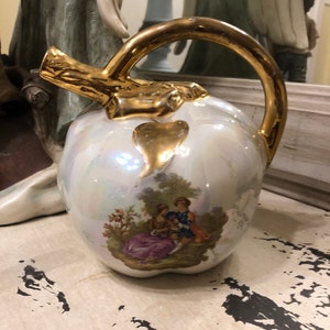 Carafe Porcelaine Vintage Deco by Legrenierdesobjets