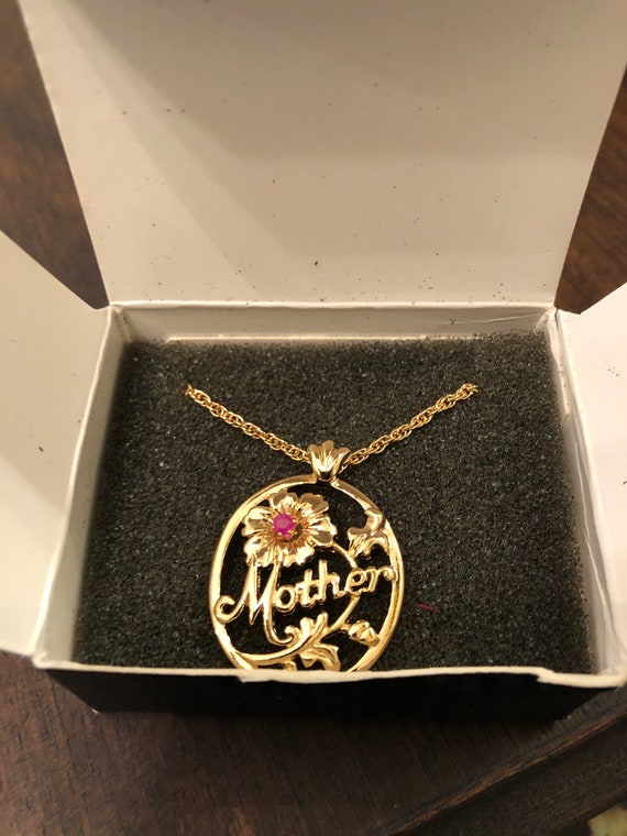 Avon 1992 Mother Days Necklace