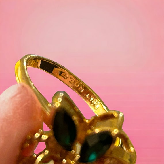 Vintage 18K HGE Yellow Gold Ring with Floral Gree… - image 5