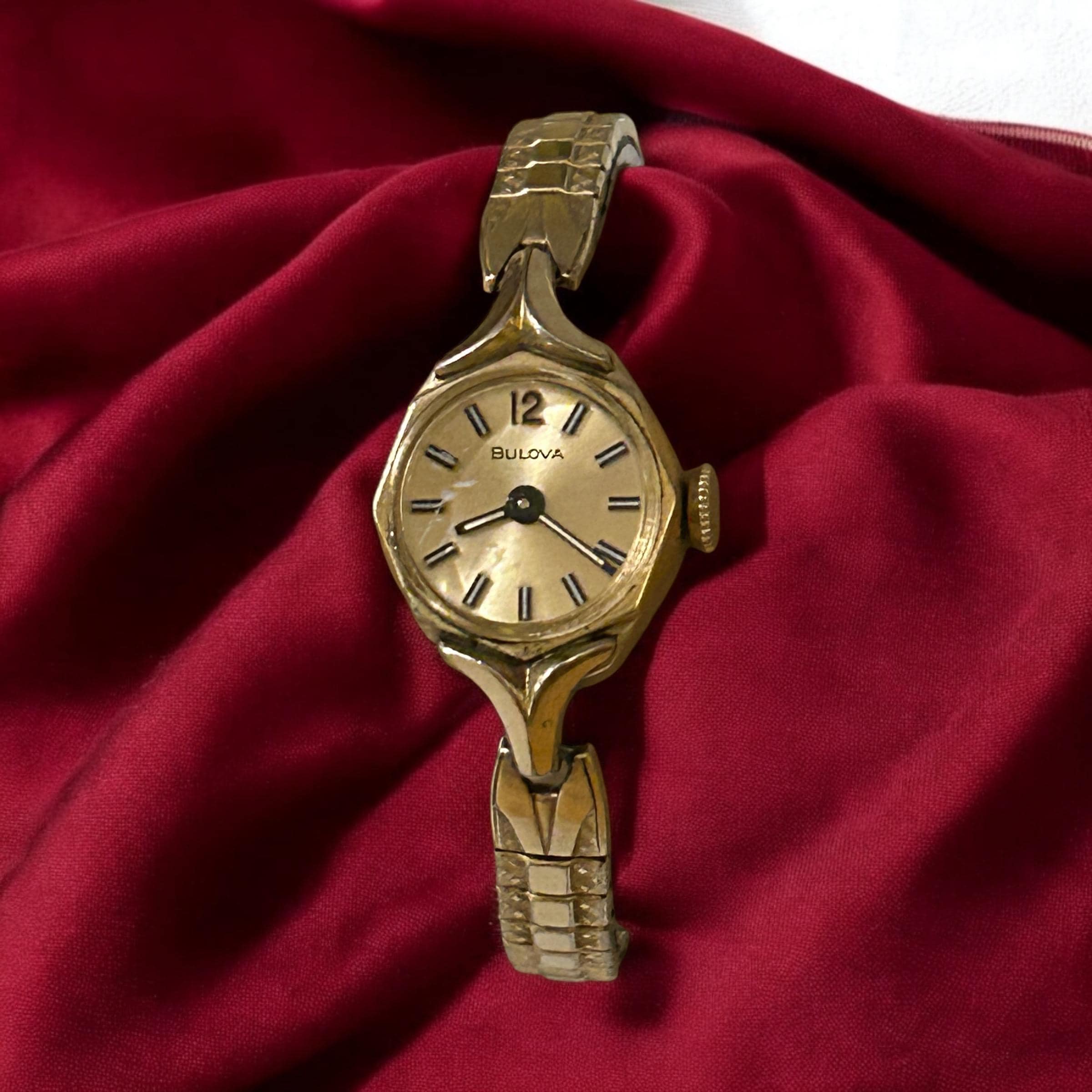 Vintage Ladies Bulova Watch 10K RPG Bezel With Roman  display picture 2