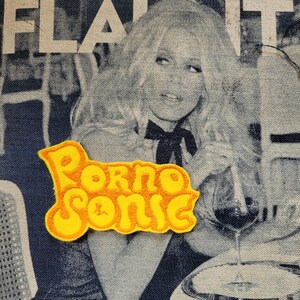 Écusson patch brodé rare "Porno Sonic" Version Yellow/Orange