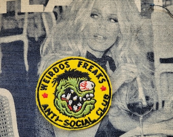 Rare embroidered patch "Weirdo freaks"