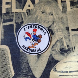 Écusson patch brodé rare "The rebellious handmade"