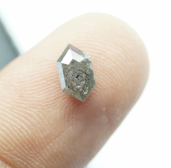0.87Cts / 7.25x4.21x2.70mm gris clair Salt & Pepper hexagone hexagone hexagone allongé Rose Cut Diamond vrac Cabochon, naturel facettes Diamond Rose Cut, PJ459 5ecde4 0.87Cts / 7.25x4.21x2.70mm gris clair Salt & Pepper hexagone hexagone hexagone allongé Rose Cut Diamond vrac Cabochon, naturel facettes Diamond Rose Cut, PJ459 5ecde4