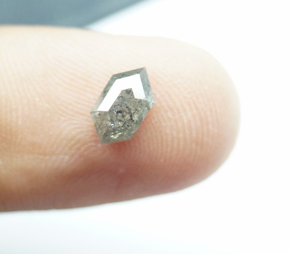 0.87Cts / 7.25x4.21x2.70mm gris clair Salt & Pepper hexagone hexagone hexagone allongé Rose Cut Diamond vrac Cabochon, naturel facettes Diamond Rose Cut, PJ459 5ecde4 0.87Cts / 7.25x4.21x2.70mm gris clair Salt & Pepper hexagone hexagone hexagone allongé Rose Cut Diamond vrac Cabochon, naturel facettes Diamond Rose Cut, PJ459 5ecde4