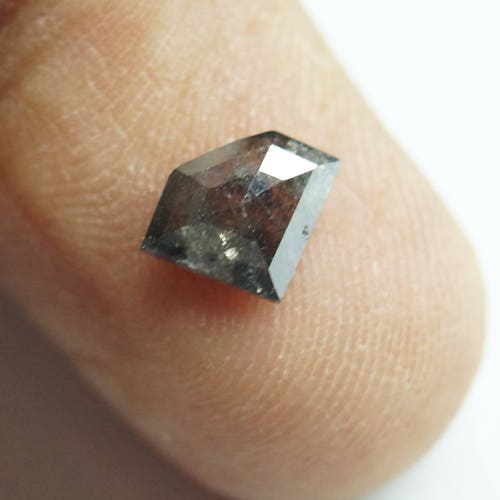 0.85 CTW 5.95*7.89*2.45mm Geometric hotsell Shield Shape Gray Salt Pepper Rose Cut Diamond Loose Cabochon, Natural Faceted Diamond Rose Cut,SP21