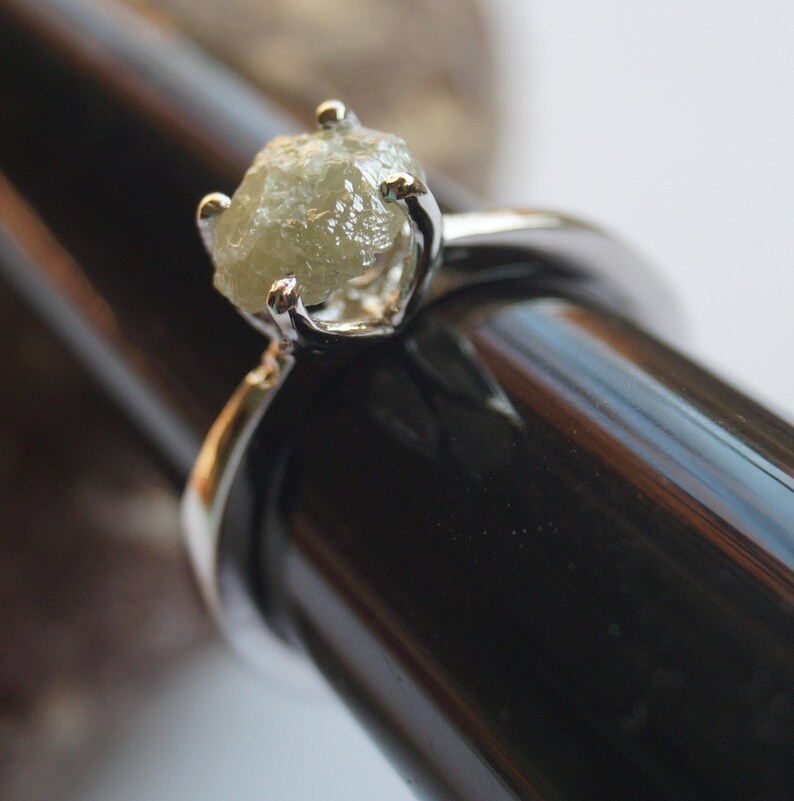 natural diamond ring Gray rough diamond ring 2.61 cts Gray Raw diamond ring Raw Gemstone Ring Gray diamond ring raw stone