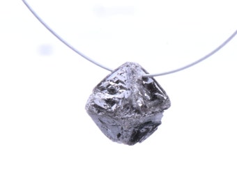 2.66cts / 7.20mm Taladrado Gris Diamante Crudo Octaedro Cristal, Natural Rough Raw Uncut Diamond Crystal Briolette, V42