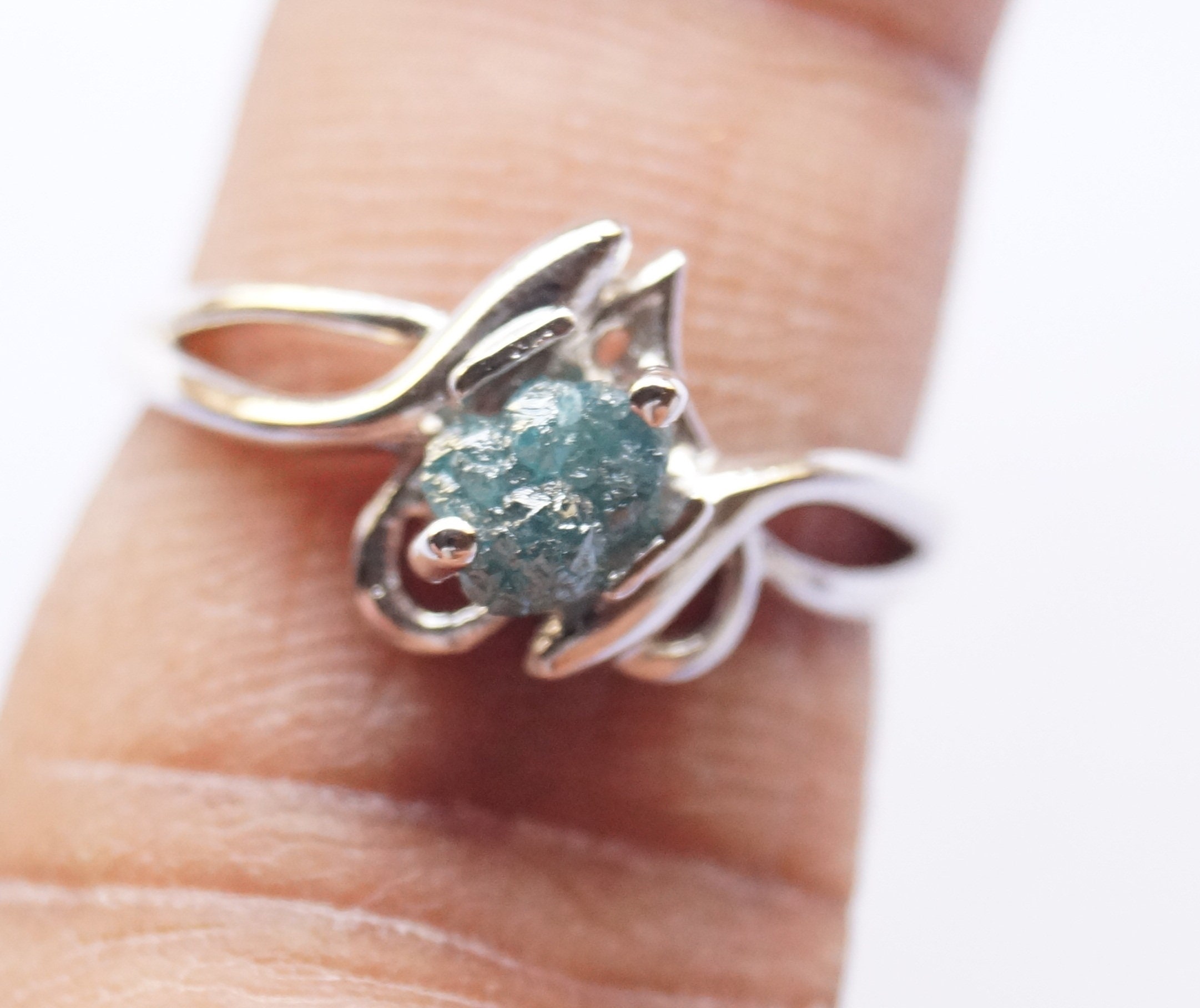 Bague Diamant Brut Bleu 0.50 Ct - Argent 925 - Taille 7.5 - Diamant Non Taillé Naturel