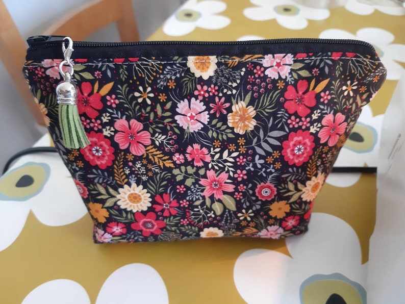 Black and Pink Floral Essential Oil Pouch