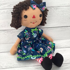 Rag Doll, Cute Raggedy Ann Doll, Special Personalized Gift for Little Girl, Cinnamon Annie Doll, African American Doll, Latina Doll Bild 8