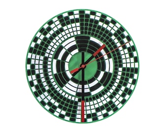 バイナリパターン壁掛け時計