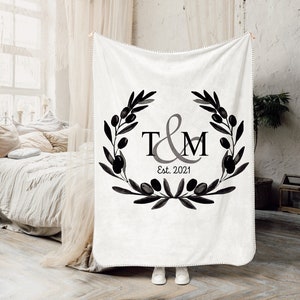 Couples Initials Blanket - CUSTOM BLANKET For Couple, Couples Name Throw Second Anniversary Gift For Wife Engagement Gift Wedding Gift