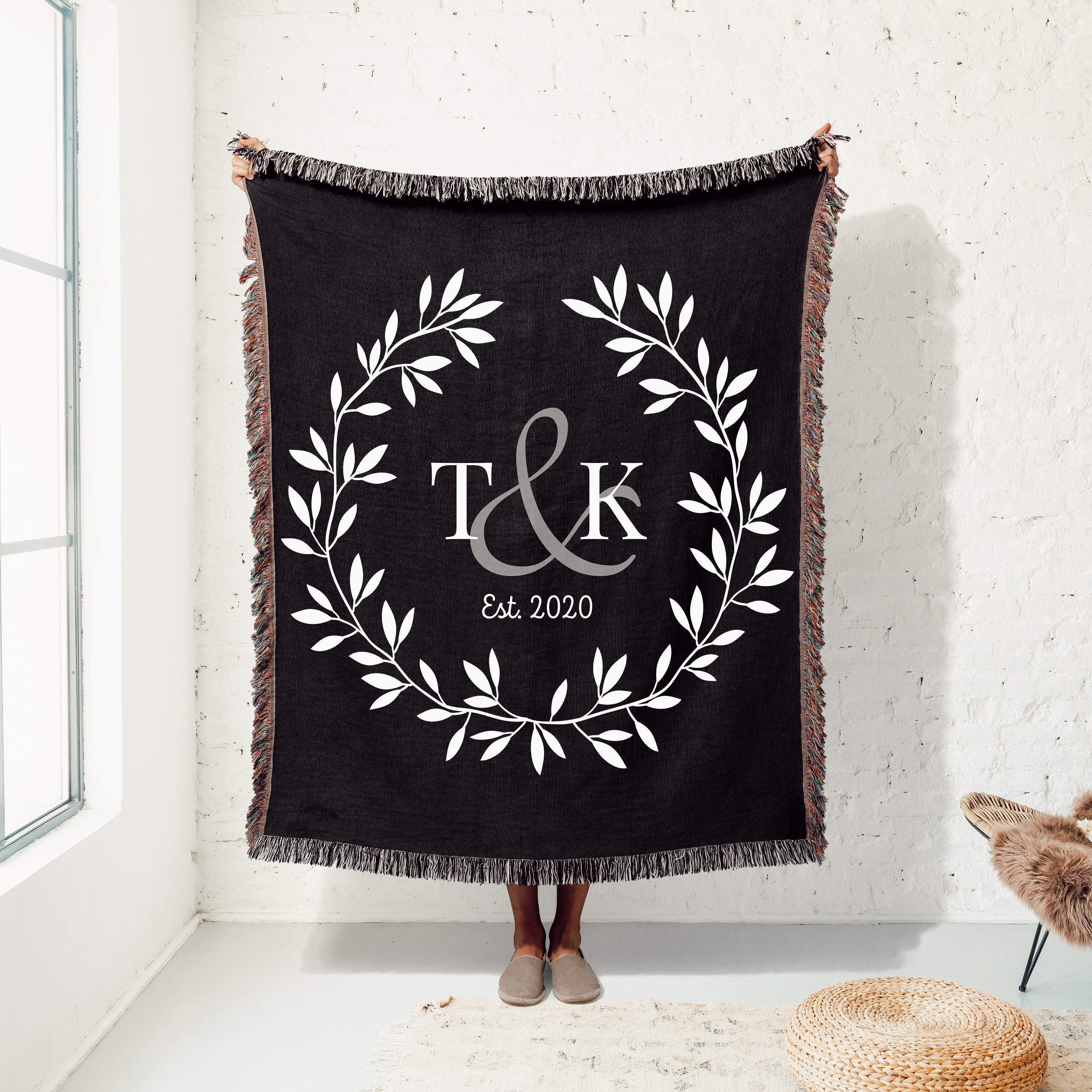 Cotton Anniversary Gift Mr and Mrs Blanket Family Name Blanket Girlfriend Boyfriend Engagement Gift For Couple Personalized Wedding Blanket
