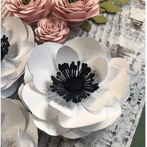 Anemone SVG File for Cricut & Silhouette | DIY Paper Craft