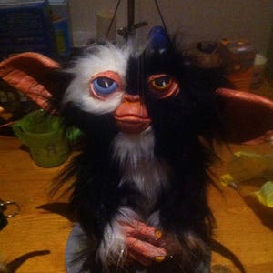 Mohawk Mogway 1:1gremlins marionette  puppet artist street televariete string professional Art Doll Handmade