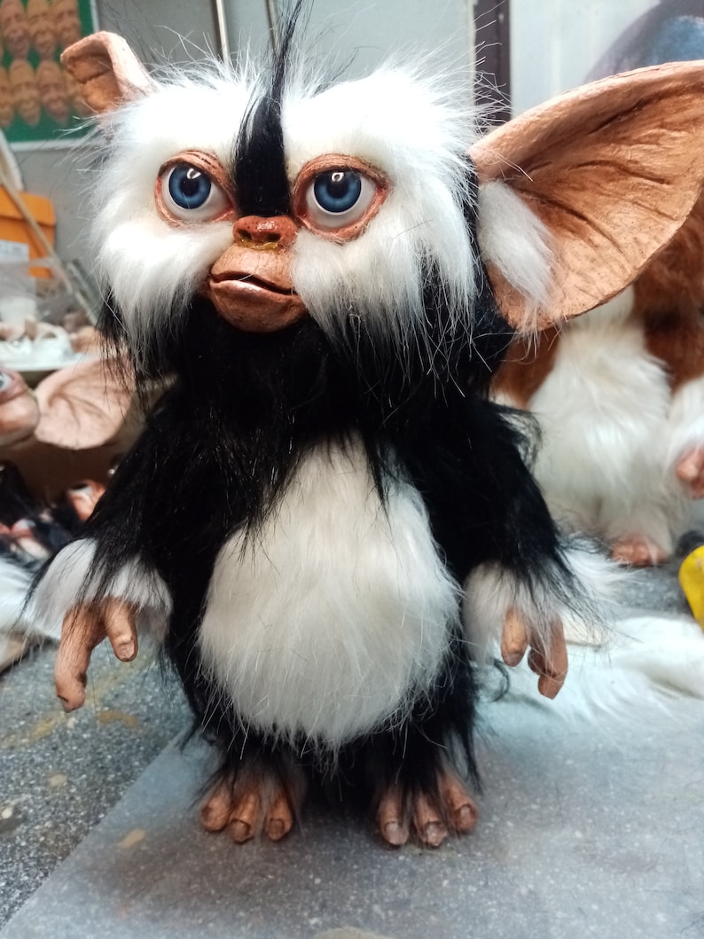 Gremlins 1:1 Lifesize Mogwai Puppet Prop Display Collectible custom Horror stop motion Movie Pro Movie Gremlins the Doll summer discount image 1