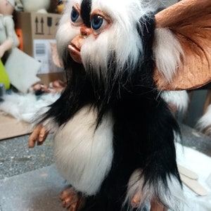 Gremlins 1:1 Lifesize Mogwai Puppet Prop Display Collectible custom Horror stop motion Movie Pro Movie Gremlins the Doll summer discount image 3