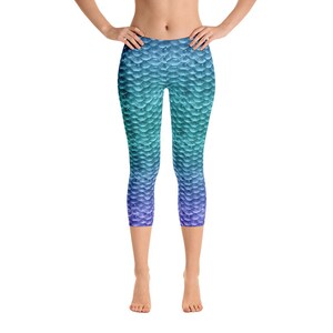 Ombre Mermaid Scale Capri Leggings: Yoga Workout Pants