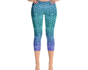 Ombre Mermaid Scale Capri Leggings, Realistic Scale Pattern, Great for Yoga or Workout, Mermaids off Duty