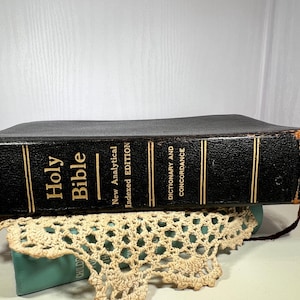 Vintage 1950 Leather Holy Bible