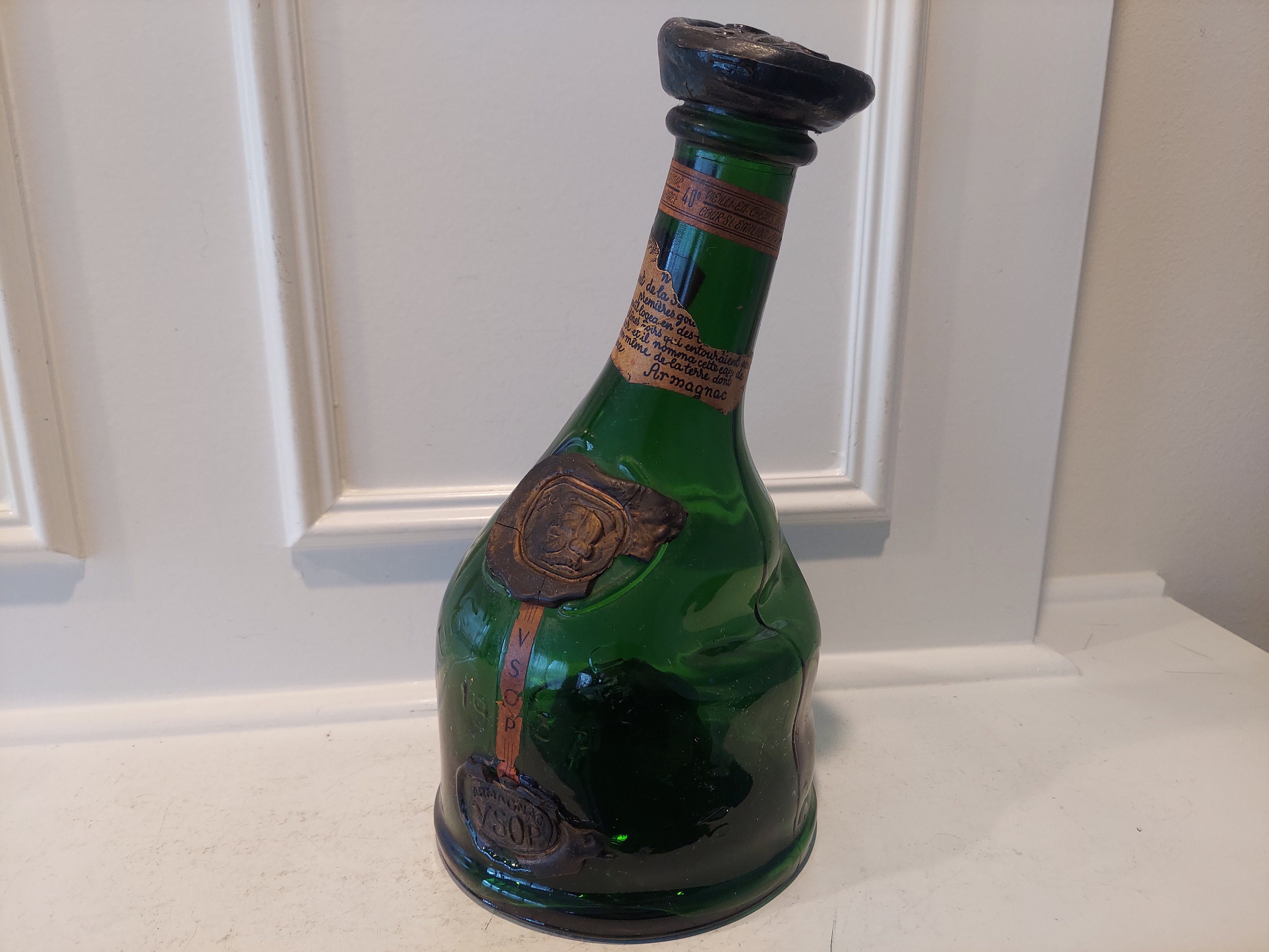 Rare 1937 Exposition Universelle Paris Bottle - Saint-vivant De La