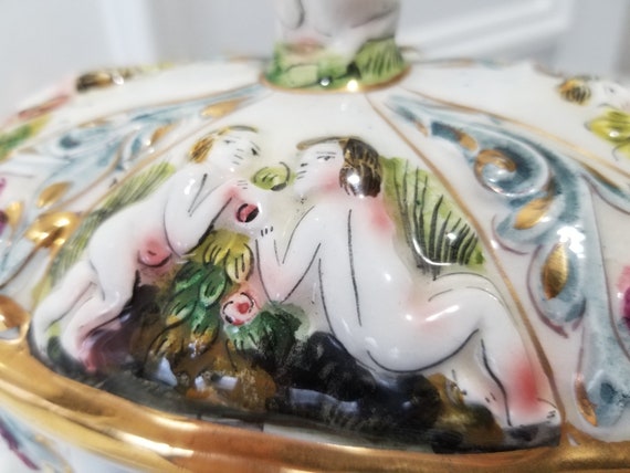 Antique Capodimonte Porcelain Hand Painted Bowl With Lid - Gold