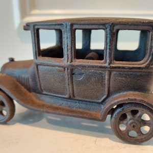 Collectible Cast Iron Vintage Car