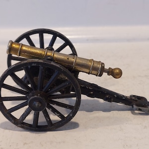 Brass and Cast Iron Cannon - Moving Wheels - Adjustable Mini Cannon - Collectible Cannon Replica - Made in Italy