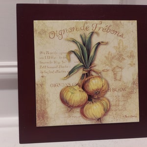 Collectible Ceramic Tile With Wood Frame - Bunch of Onion Design Tile