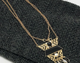 Elegant Gold Chain Necklace with Crystal & Pearl Tassel Pendant: Bohemian Layering Jewelry Gift