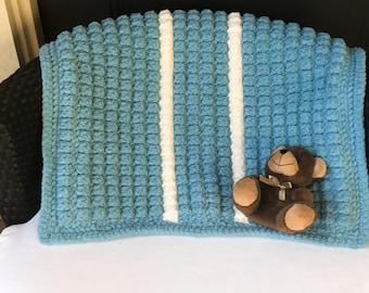 Sensory Baby Blanket - Blue & White Yarn